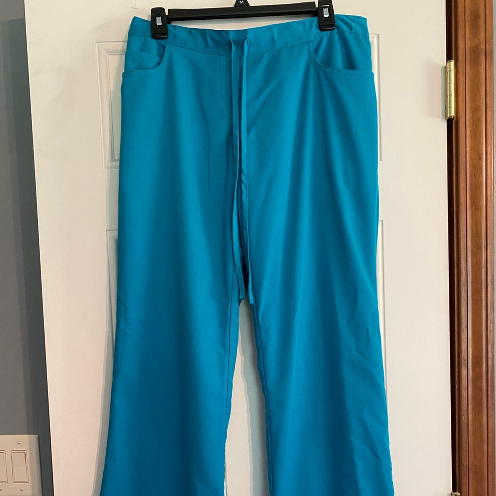 Greys Anatomy Turquoise Scrub Pants size Petite Medium